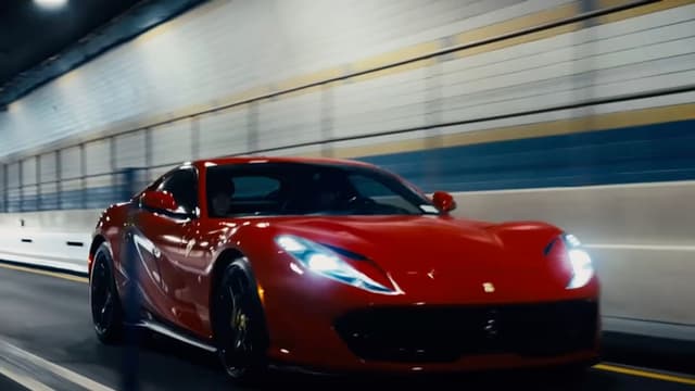 Ferrari 812 Superfast Tunnel Run, a Cars live wallpaper for Mac