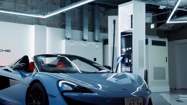 Porsche Sky Blue, a Cars live wallpaper for Mac