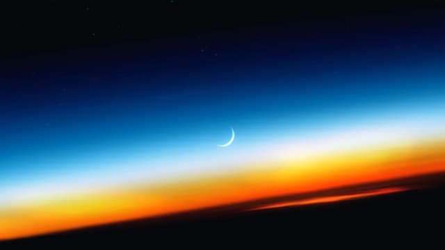Orbital Dawn Horizon, a Space live wallpaper for Mac