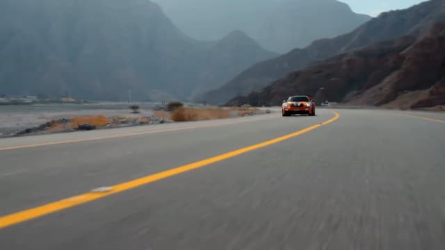 Porsche Mountain Road, a Cars live wallpaper for Mac