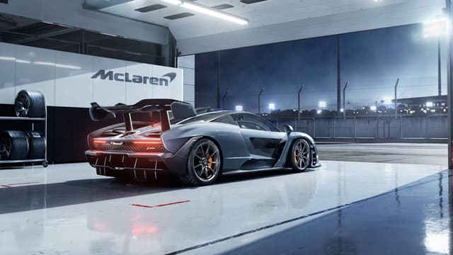 McLaren Garage Fog, a Cars live wallpaper for Mac
